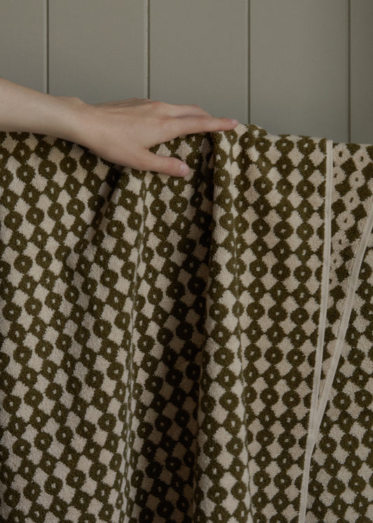 Hanna Bath Towel