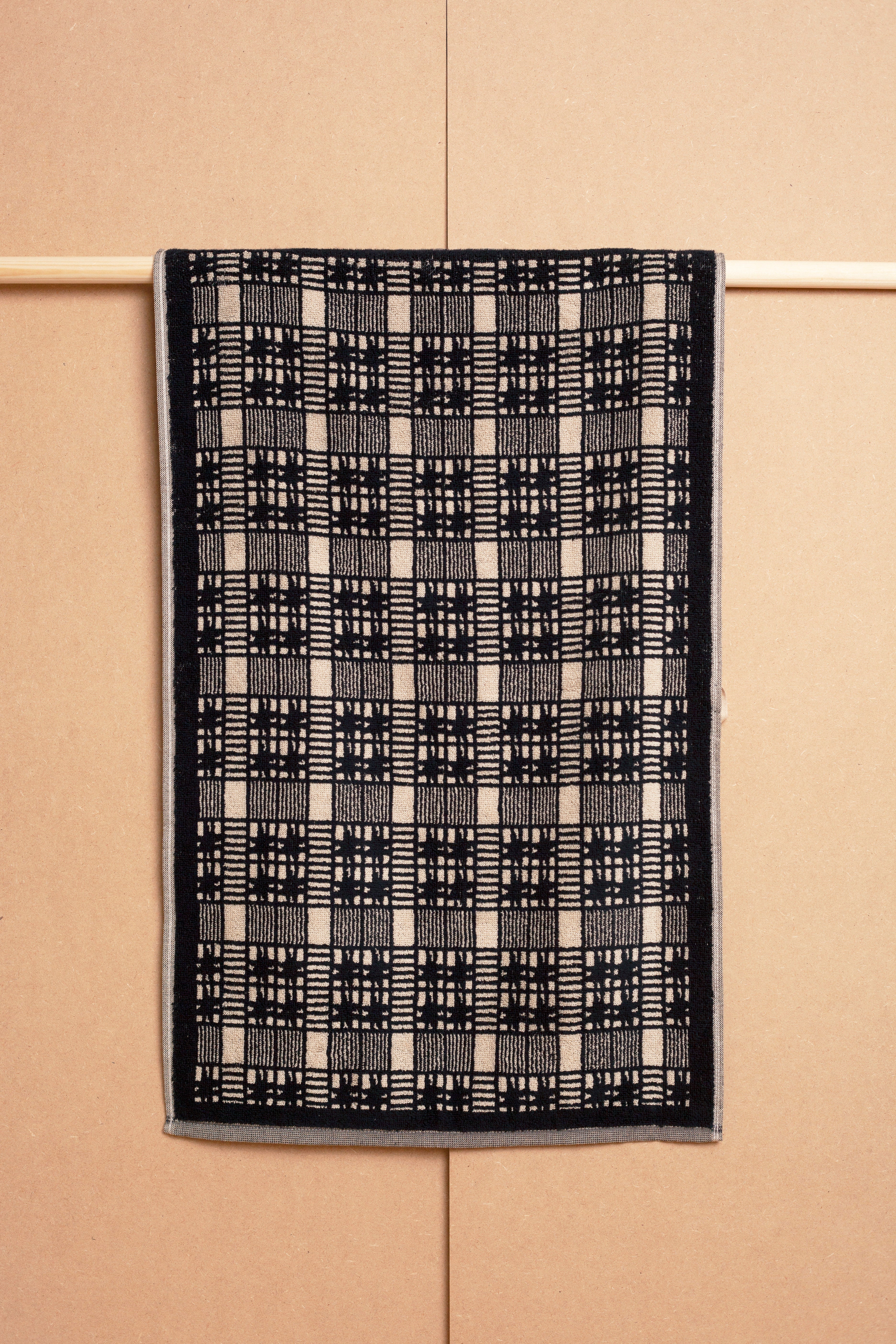 Alma Hand Towel from Autumn Sonata